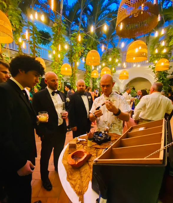 Pre-wedding rehearsal dinner with curated sensory menu Bogota